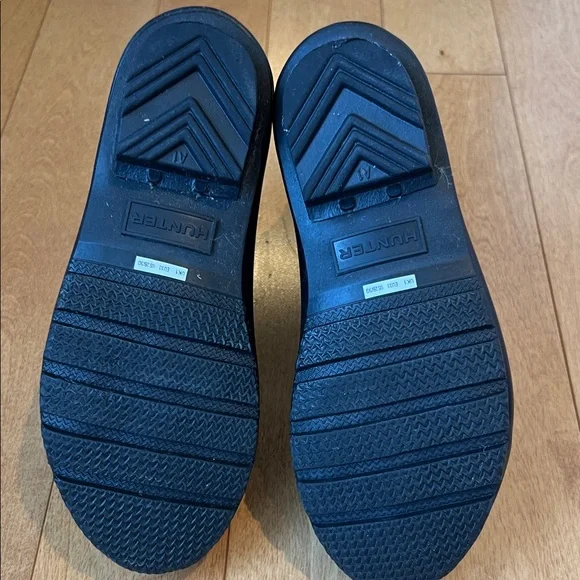 Hunter Classic Chelsea Boots - Picture 4 of 5